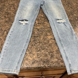 Judy Blue Light Blue Distressed Skinny Jeans.